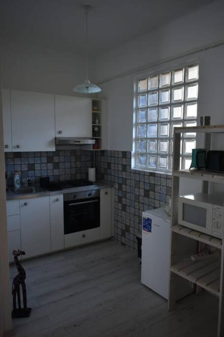 Kenyelmes Lakas Jo Helyen Apartment Budapest Luaran gambar